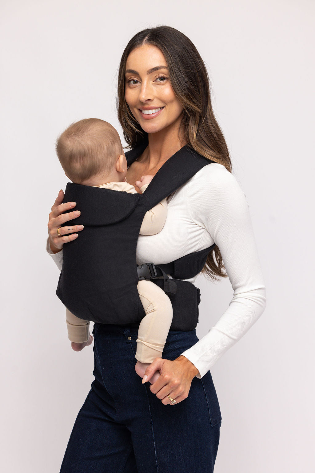Raven Aerial Carrier - Explore Our Black Baby Carriers – WildBird