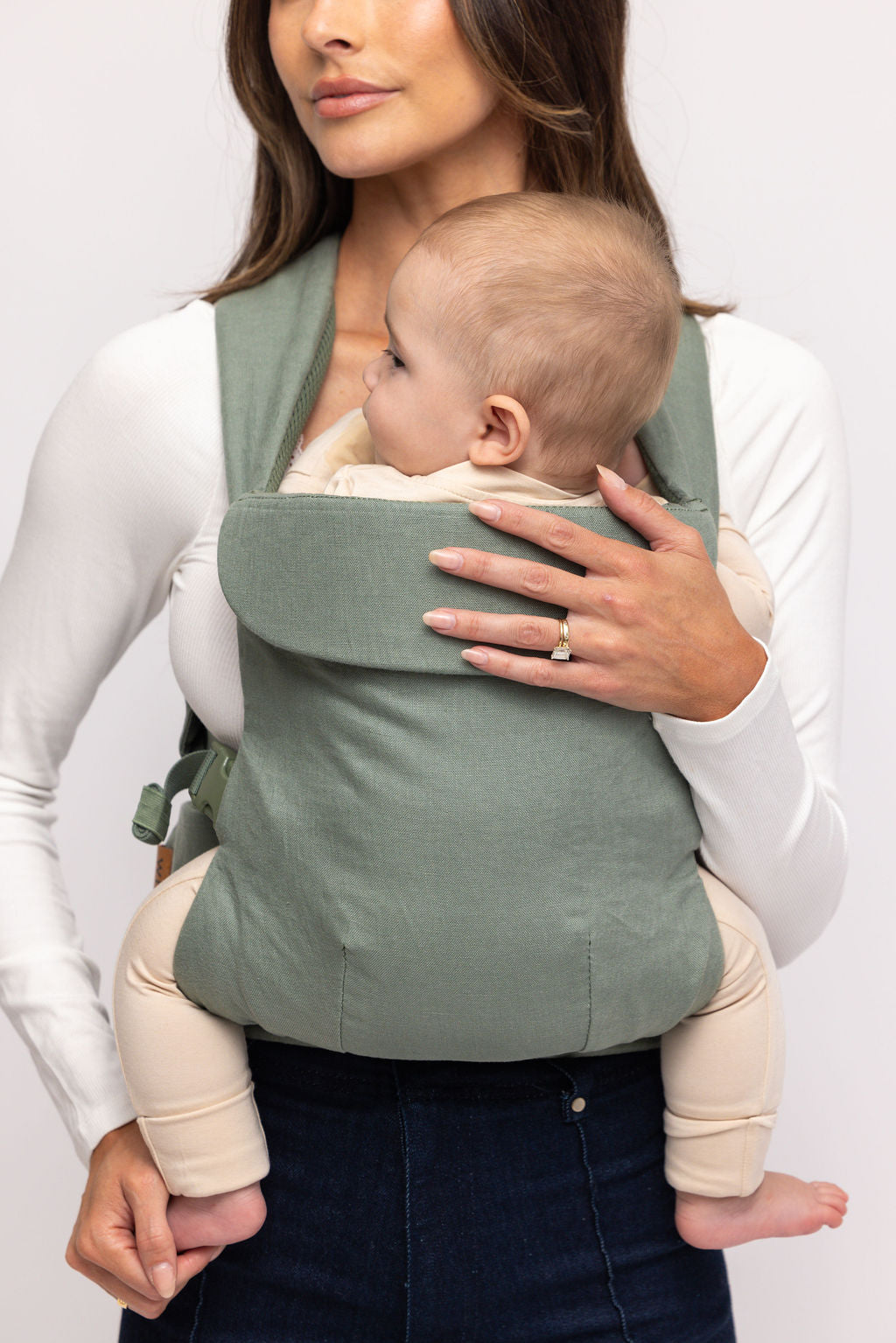 Acadian Aerial Carrier- Green Baby Carriers for Outdoor Adventures
