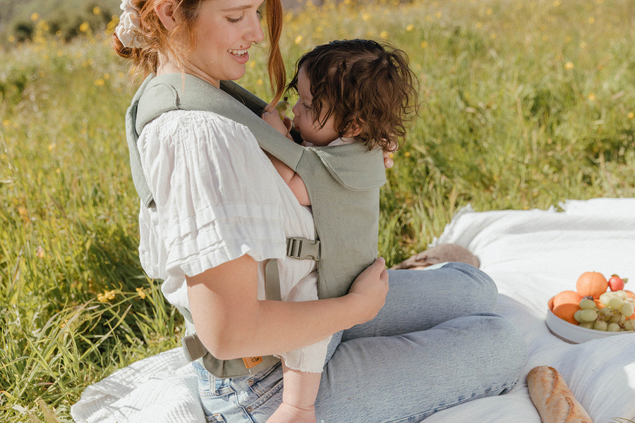 How Long is it Safe to Carry a Baby in a Carrier?