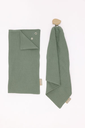 Acadian Drool Cloth + Clip Set