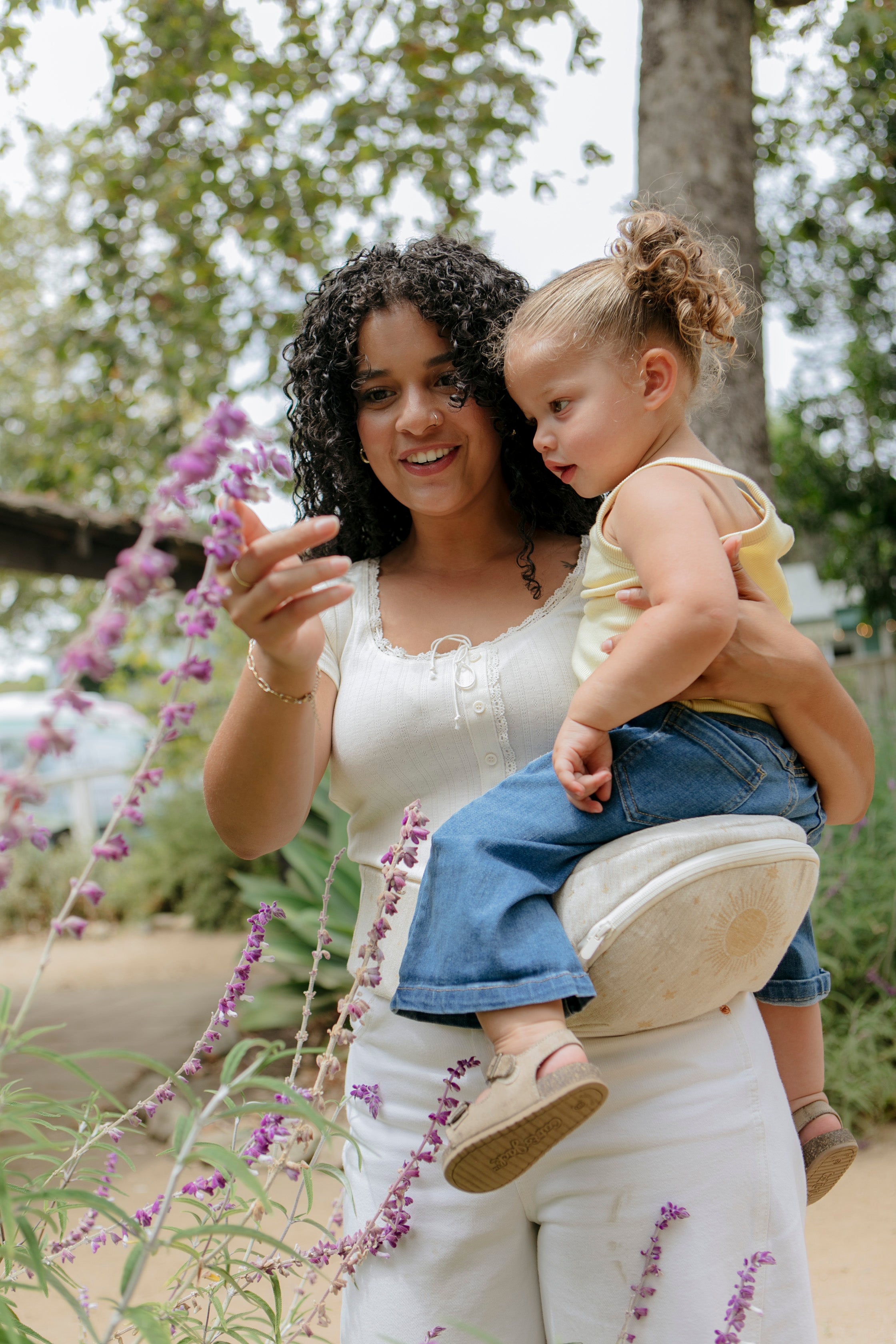 Cosmos - Toddler Hip Seat