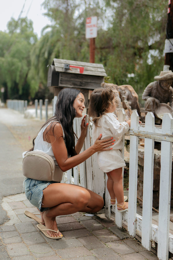 Desert Lark - Toddler Hip Seat