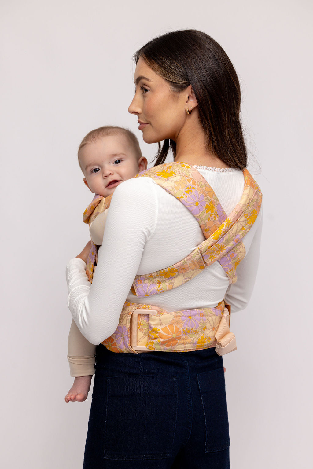 Lavella - Aerial Carrier