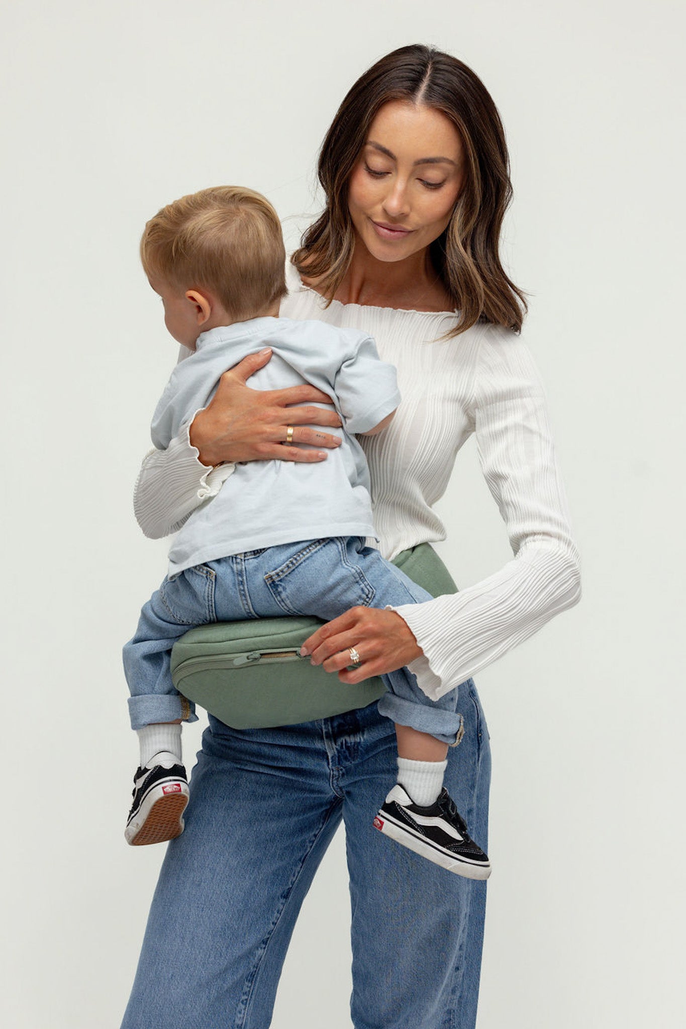 Acadian - Toddler Hip Seat