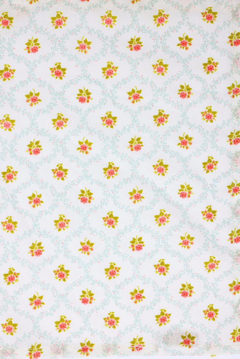 Victoria - Linen Crib Sheet