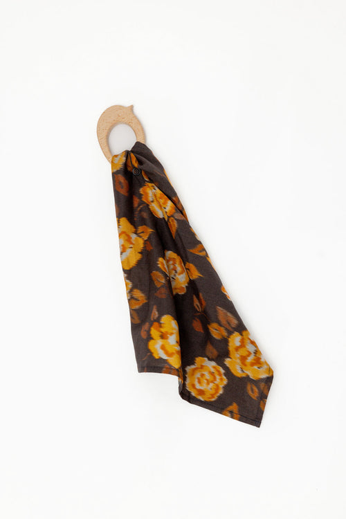 Adelaide - Linen + Maple Ring Teether