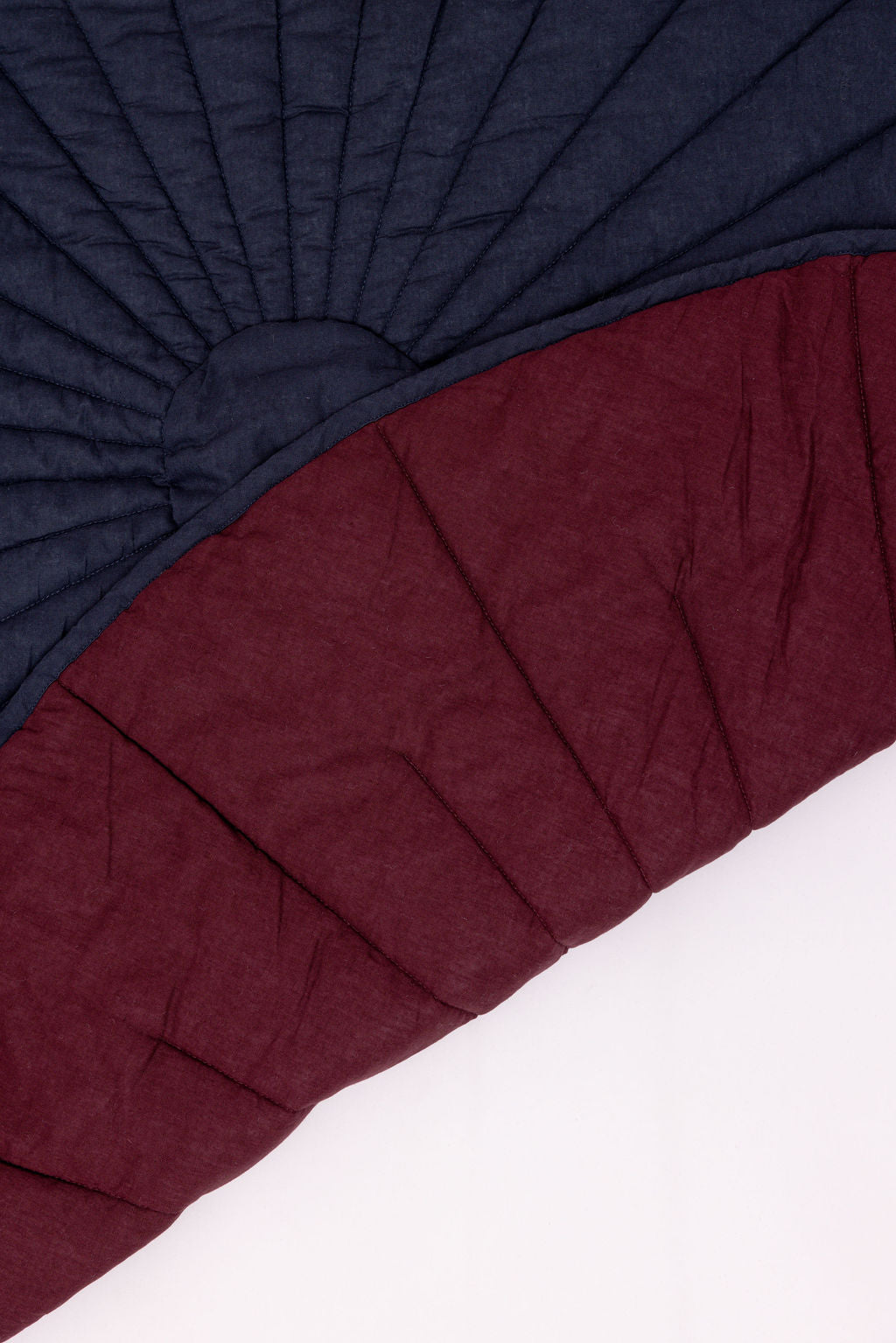 Jacarina/Grackle - Linen Quilted Playmat