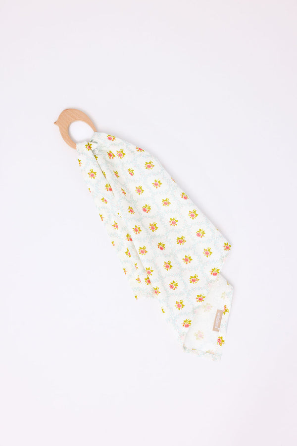 Victoria - Linen + Maple Ring Teether