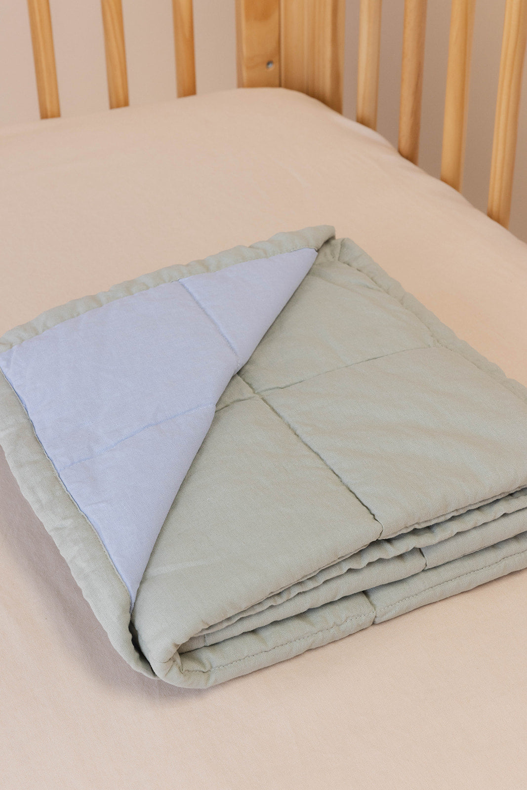 Turaco/Seagull - Linen Quilted Blanket